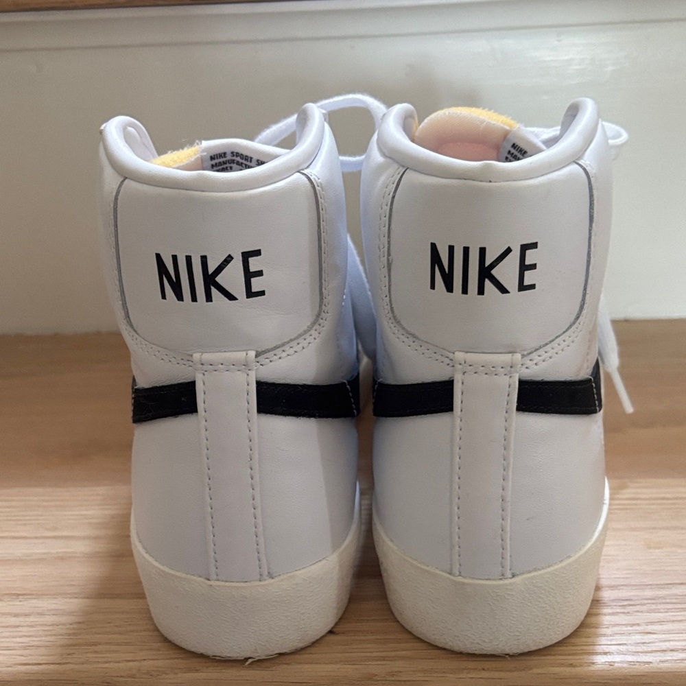 Nike Blazer 77 - Picture 3 of 4